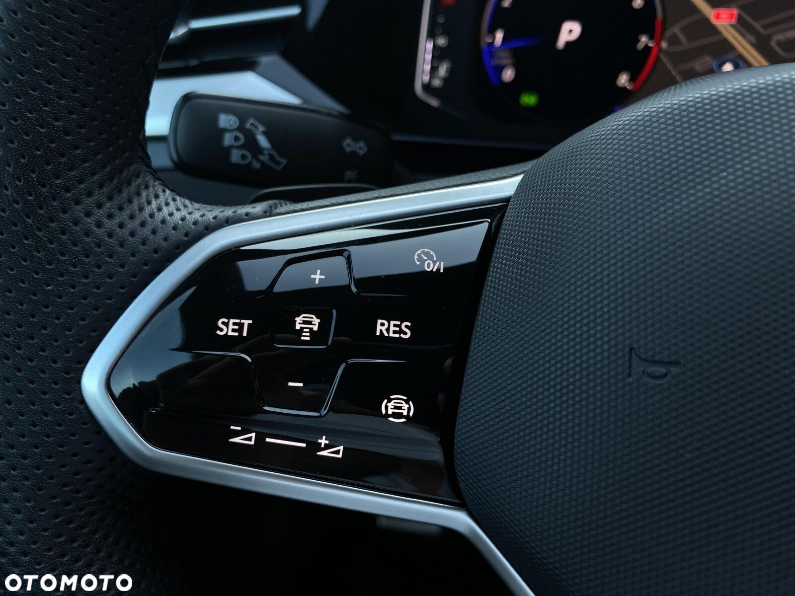 Volkswagen Arteon 2.0 TSI R-Line DSG - 13