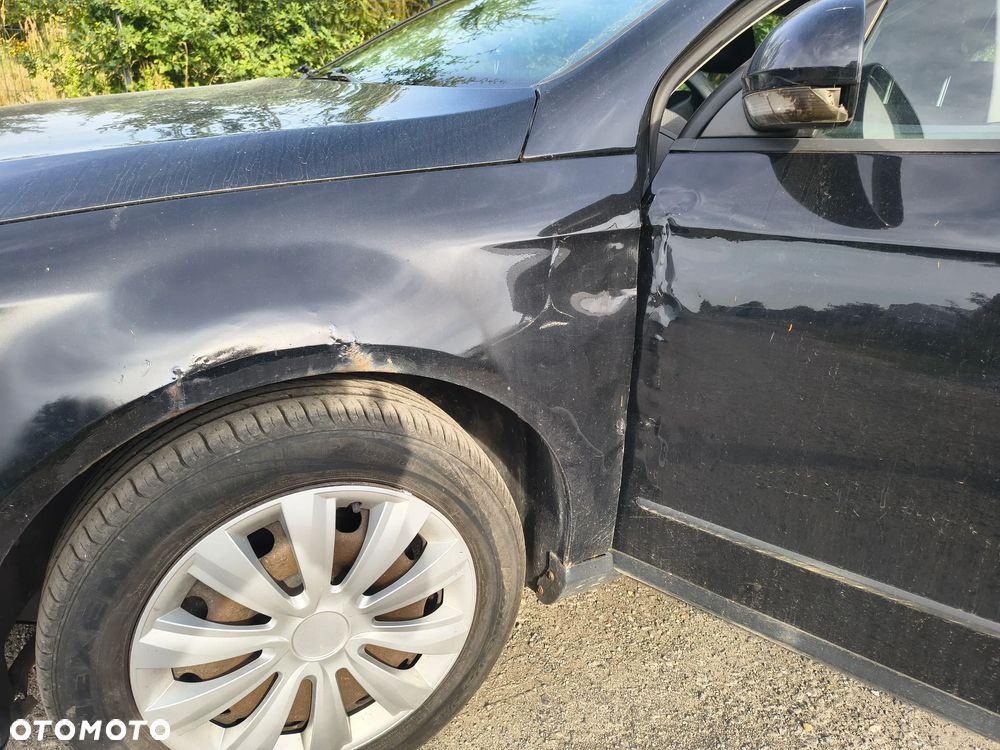 Volkswagen Passat 1.9 TDI Comfortline - 5