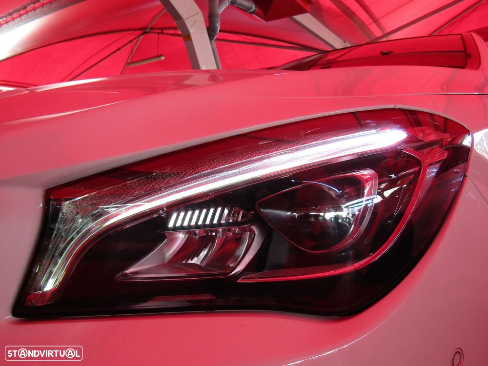 Mercedes-Benz CLA 200 d Shooting Brake AMG Line Aut. - 14