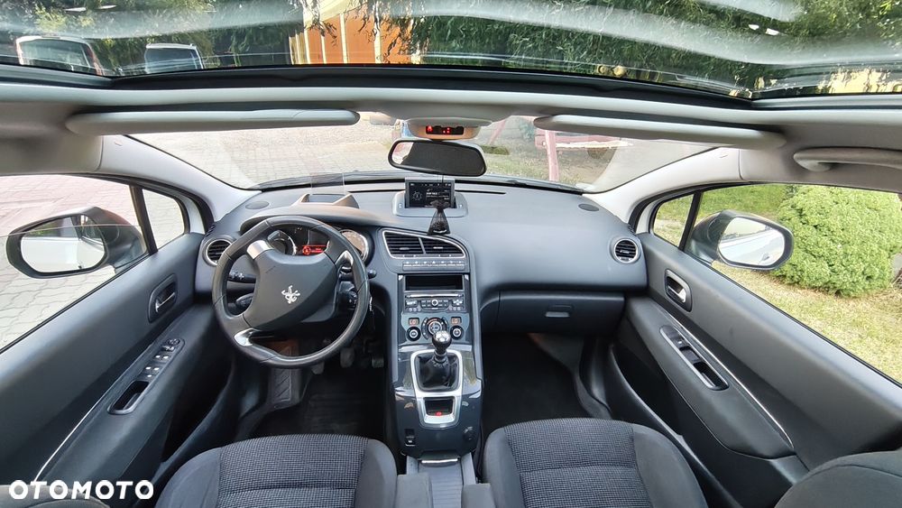 Peugeot 5008 - 4