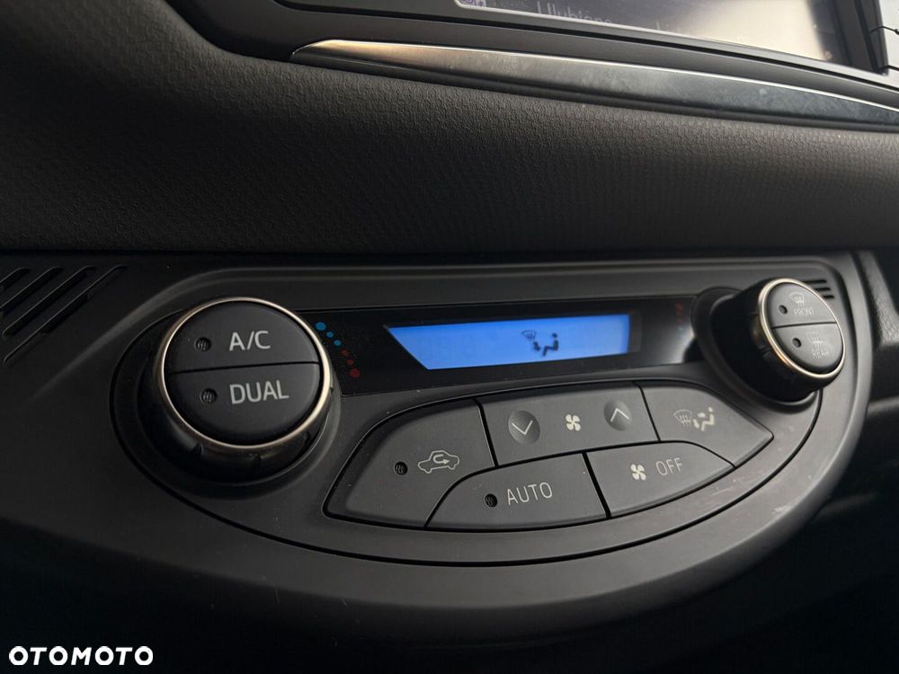 Toyota Yaris - 31