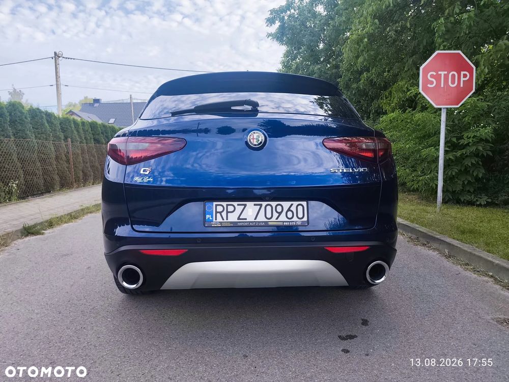Alfa Romeo Stelvio 2.0 Turbo 16V AT8-Q4 Veloce - 6