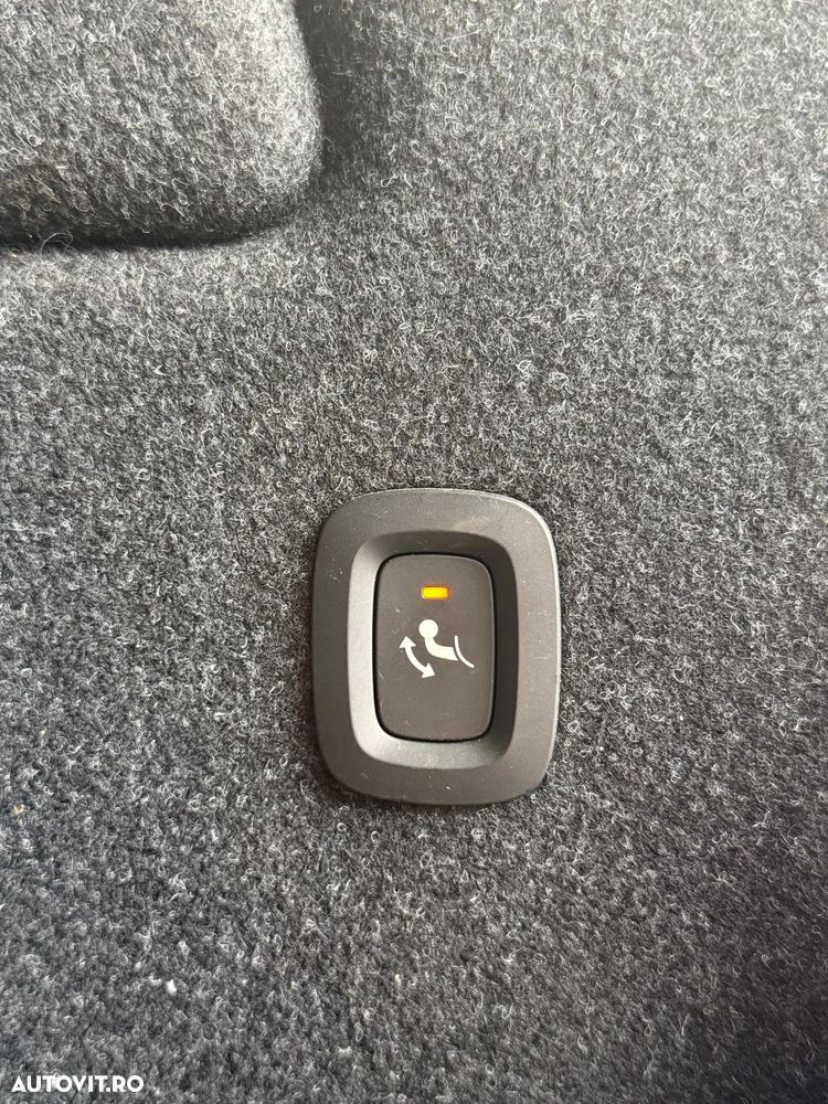 Volvo XC 40 D4 AWD Geartronic Momentum - 9