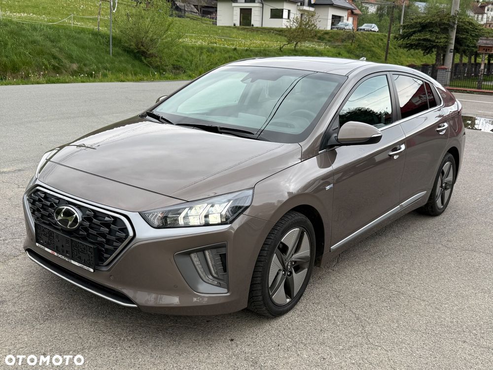 Hyundai IONIQ 1.6 GDI Premium - 1