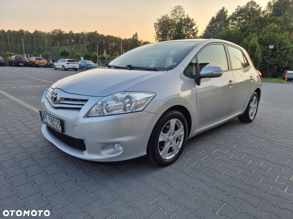 Toyota Auris 1.6 Luna - 20