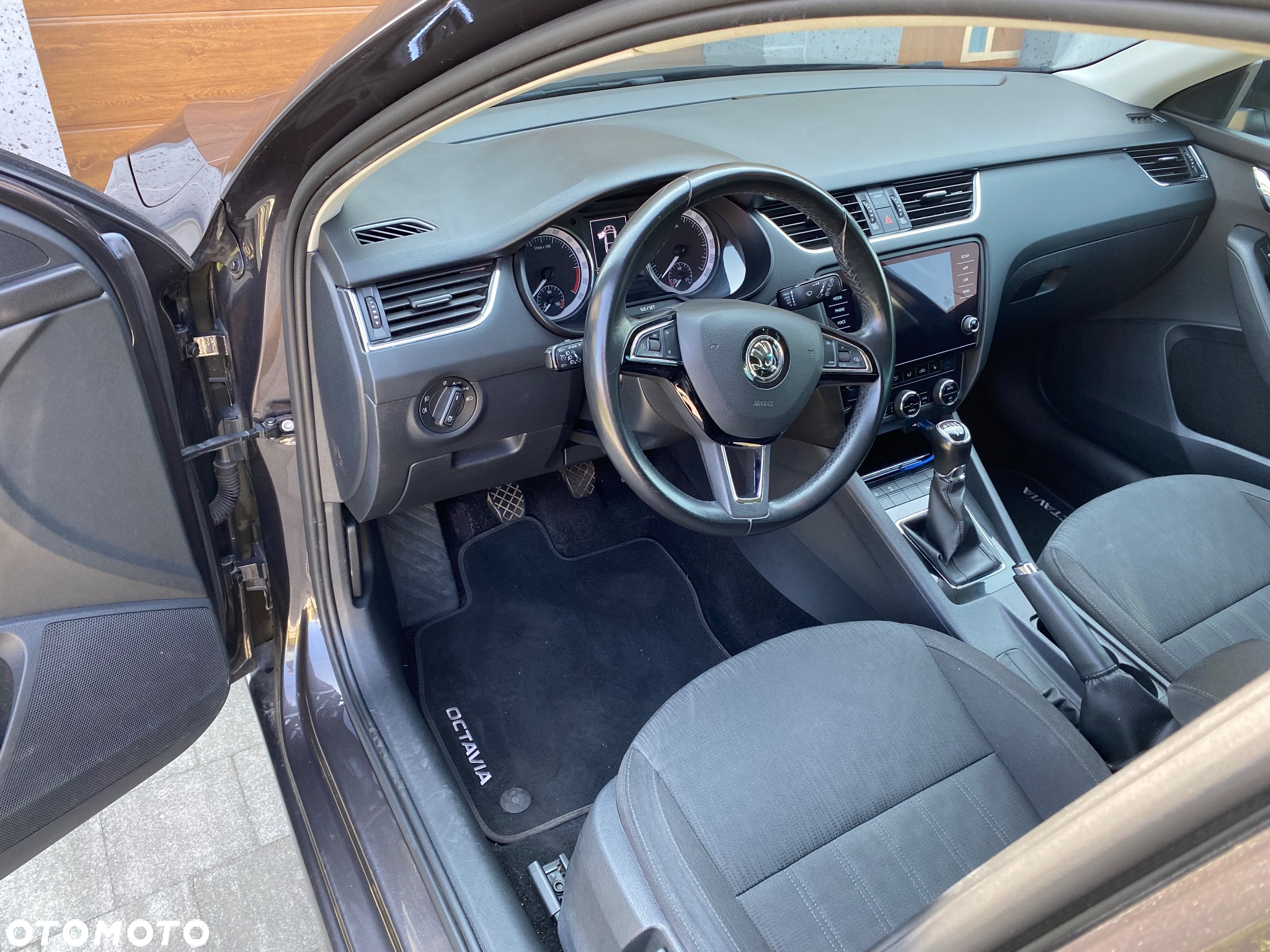 Skoda Octavia 1.6 TDI Style - 6