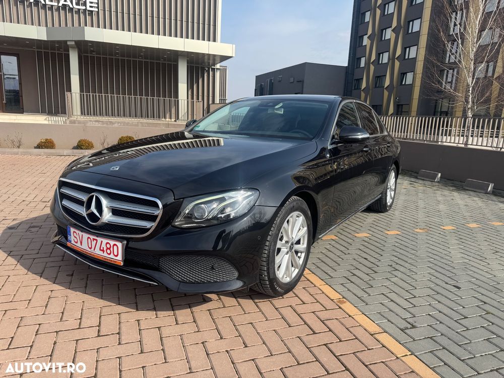 Mercedes-Benz E 220 d 9G-TRONIC - 1