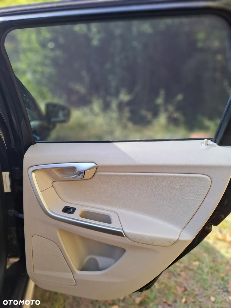 Volvo XC 60 - 12