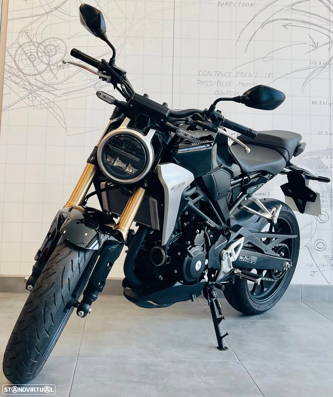 Honda CB 300R - 4
