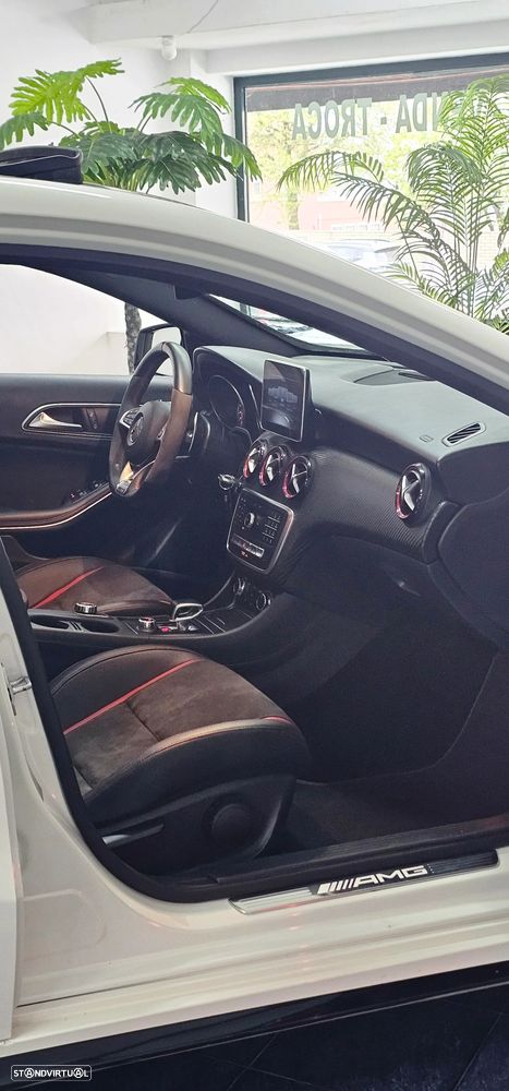 Mercedes-Benz A 45 AMG 4Matic Speedshift 7G-DCT Yellow Night Edition - 16