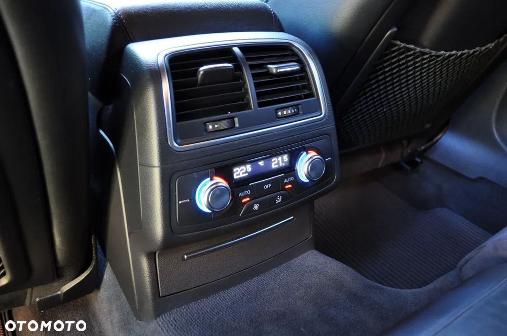 Audi A6 Allroad - 34