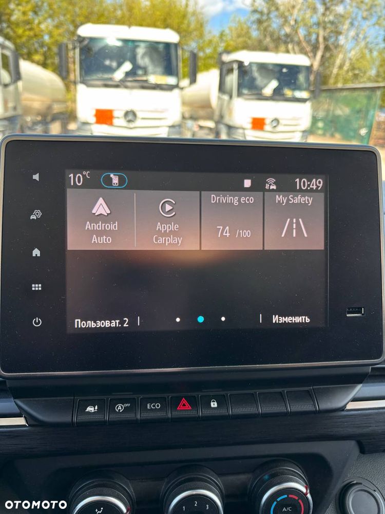 Renault Trafic (6 Osobowy) - 18