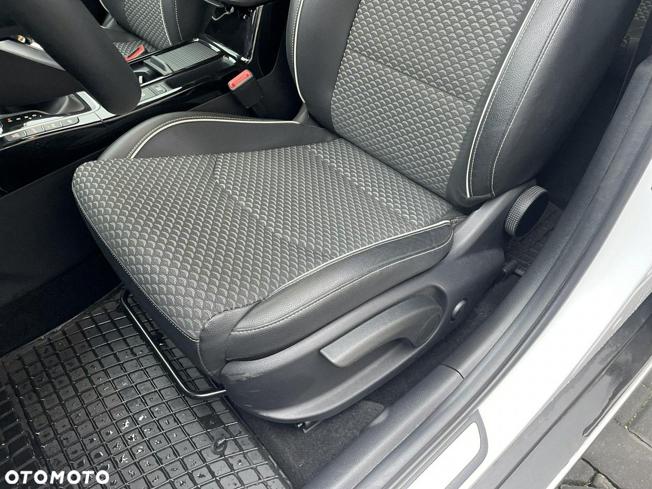 Kia XCeed - 11