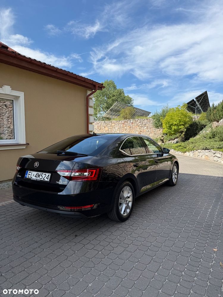 Skoda Superb 1.5 TSI ACT Ambition - 9