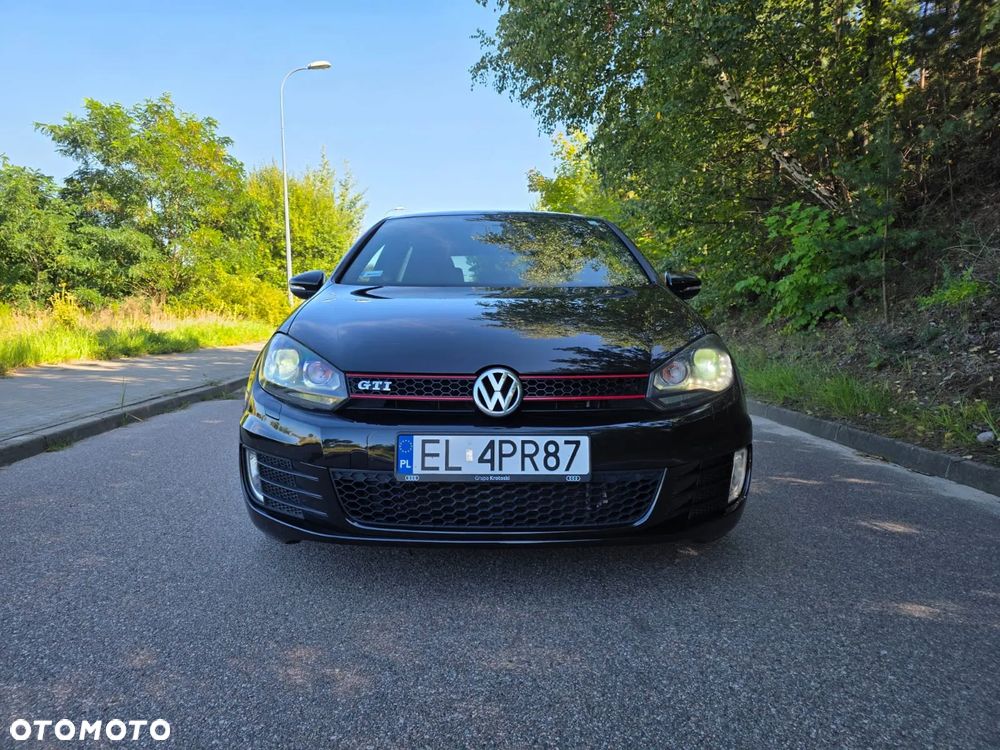 Volkswagen Golf 2.0 TSI GTI DSG - 2