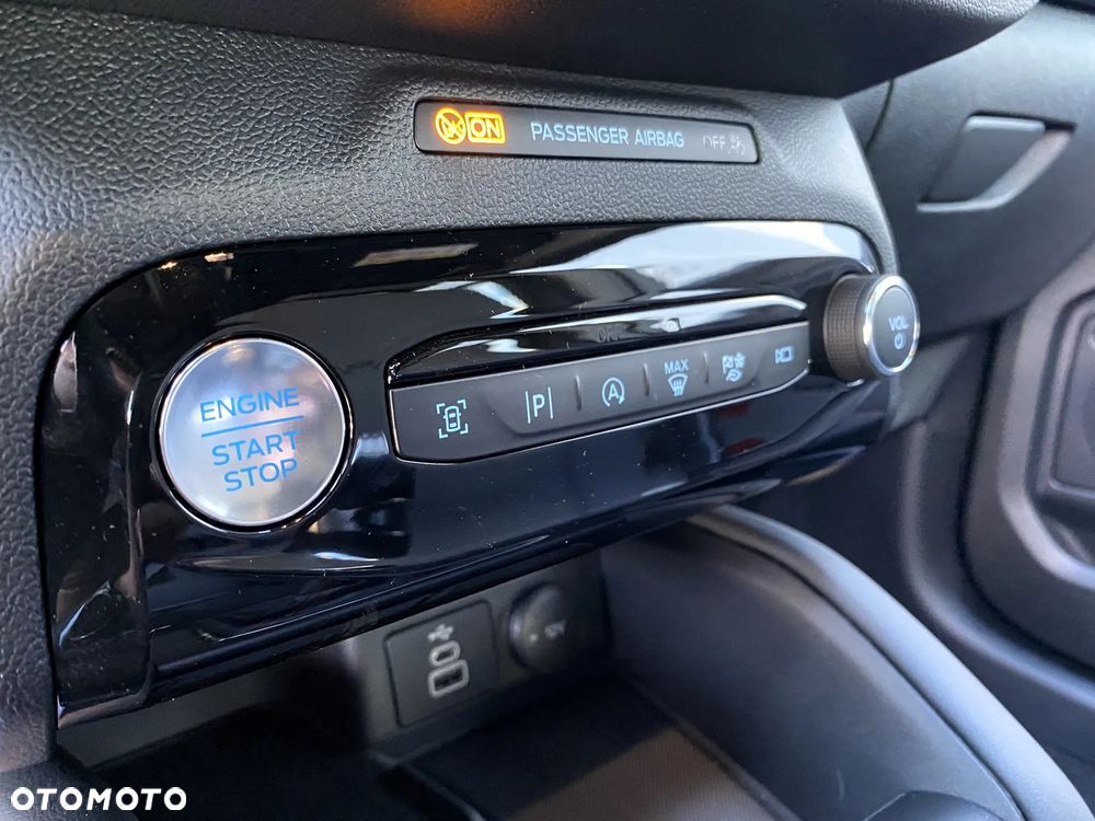 Ford Kuga 2.5 FHEV FWD ST-Line eCVT - 27