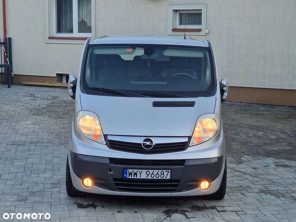 Opel Vivaro L2H1 2.9t - 21