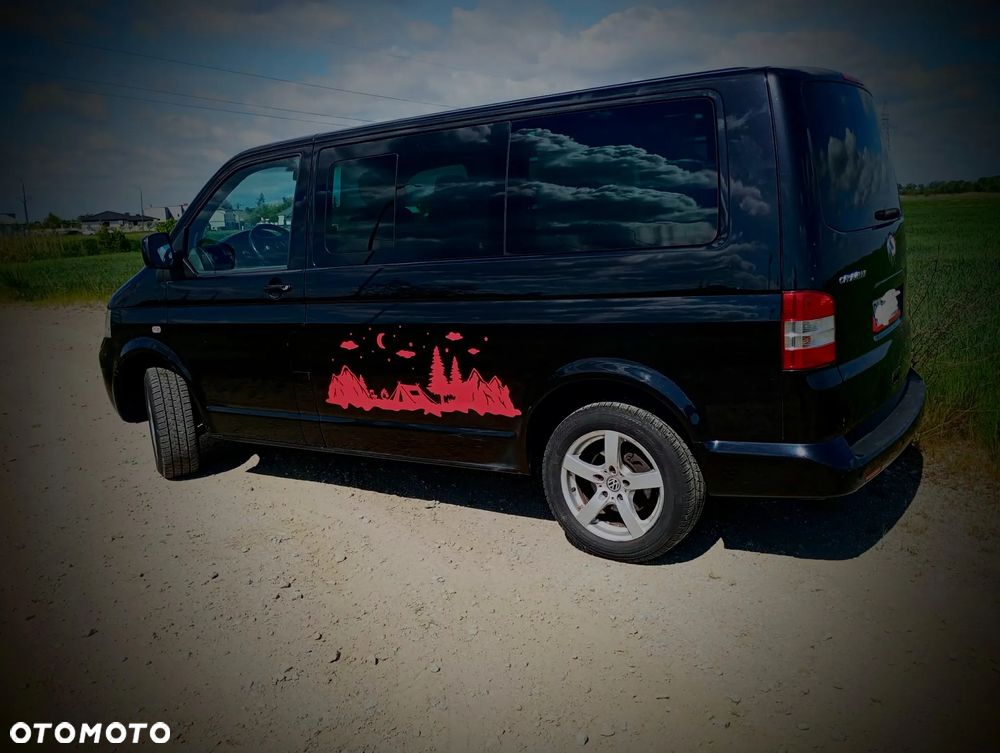 Volkswagen Transporter - 1