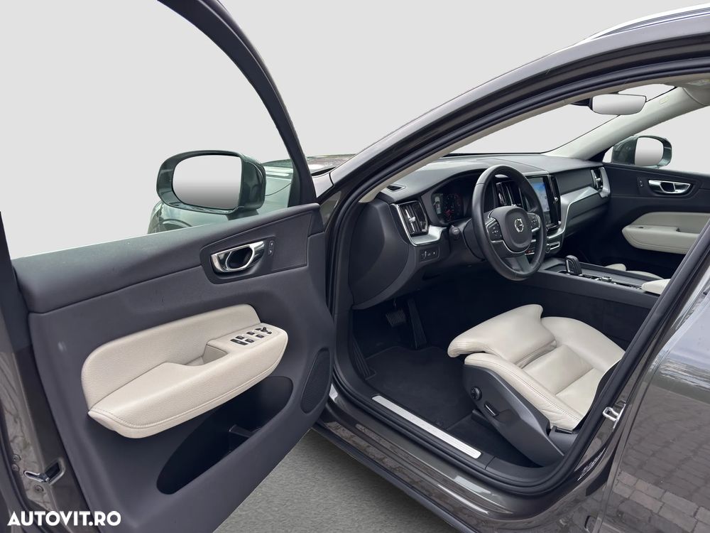 Volvo XC 60 T8 Twin Engine AWD Inscription - 25