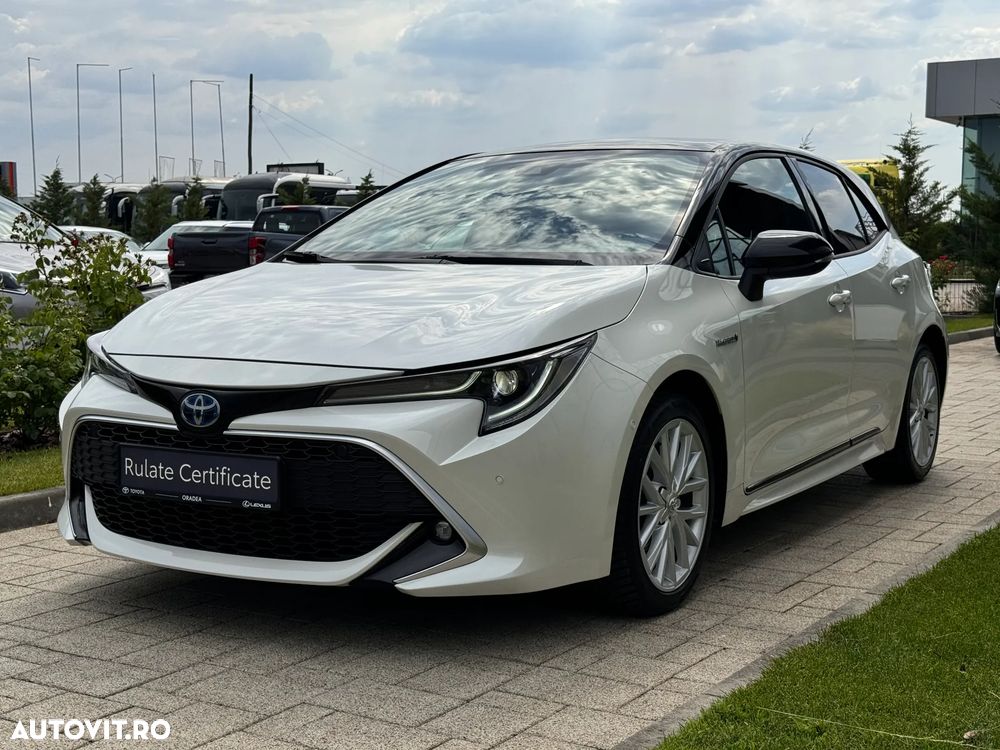 Toyota Corolla 1.8 Hybrid Team Deutschland - 3