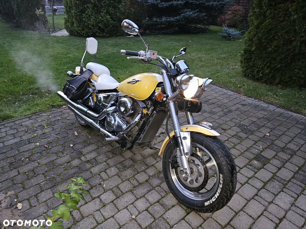 Suzuki Marauder - 1