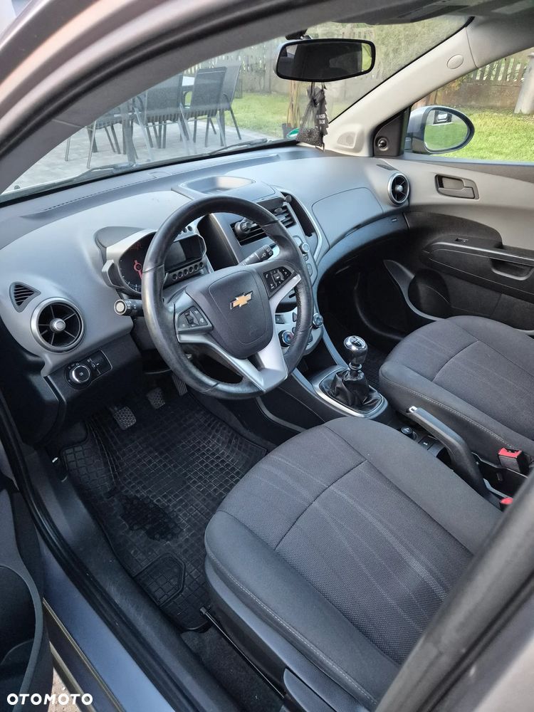 Chevrolet Aveo 1.2 LT+ - 9