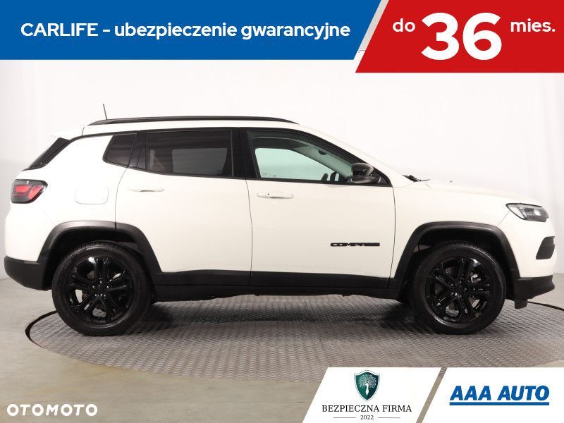 Jeep Compass - 8