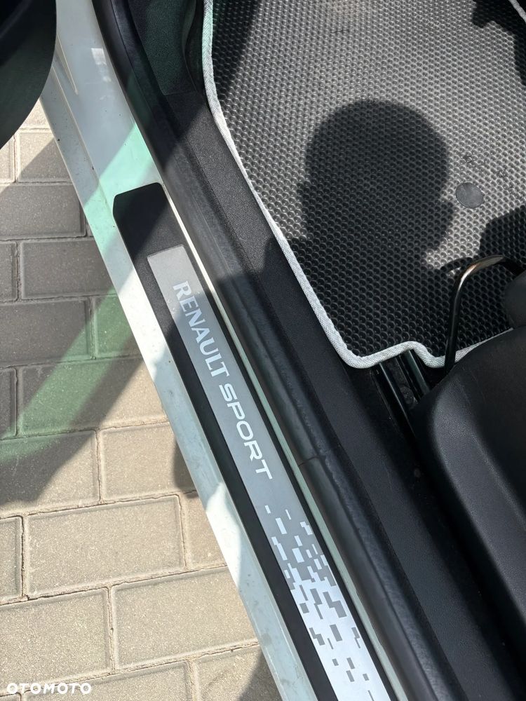 Renault Megane 2.0 dCi Dynamique - 12