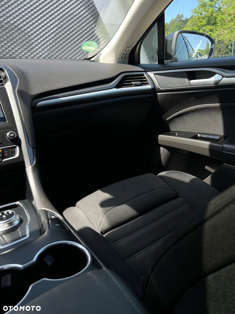 Ford Mondeo - 9