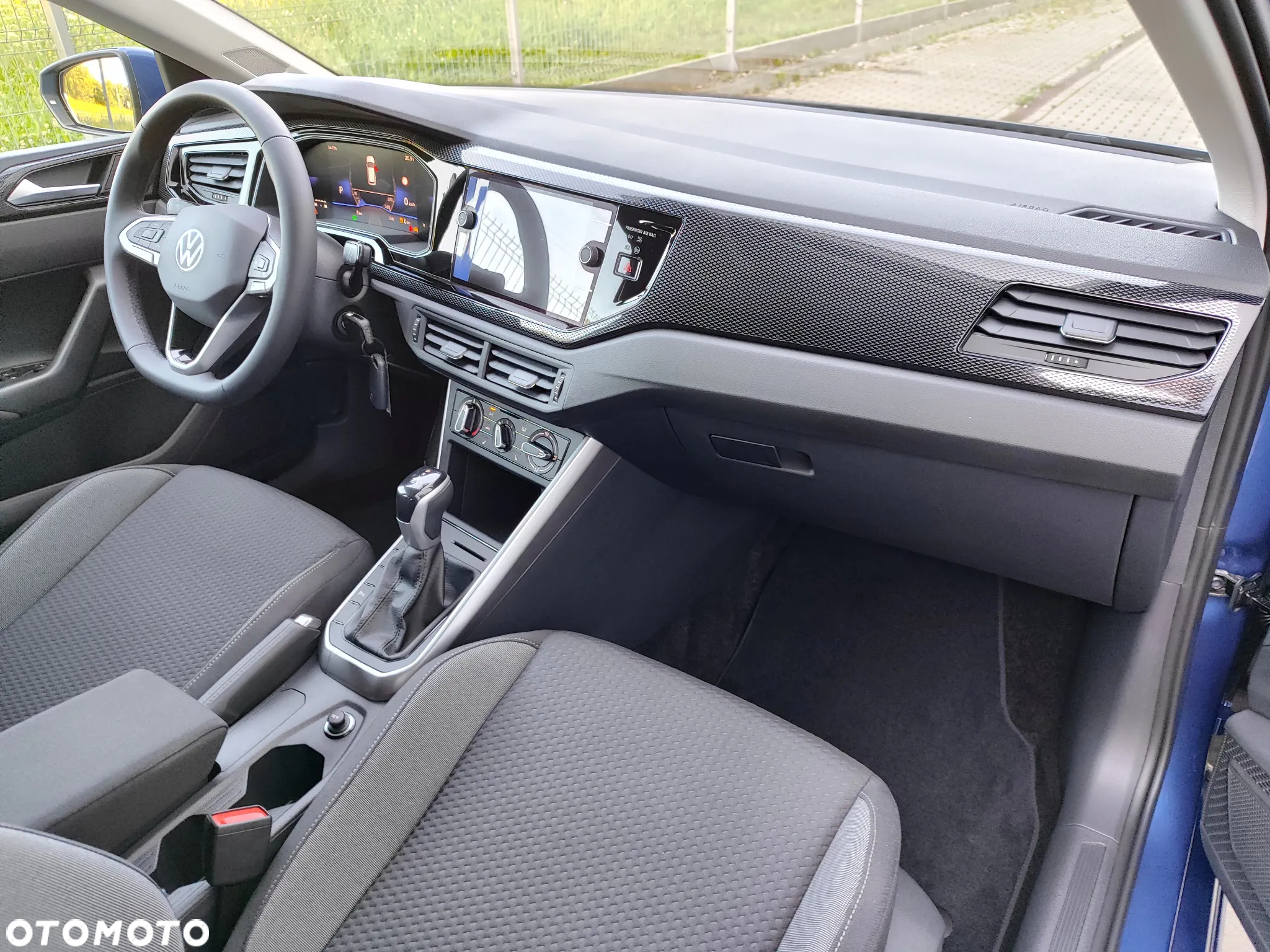 Volkswagen Polo 1.0 TSI Life DSG - 24