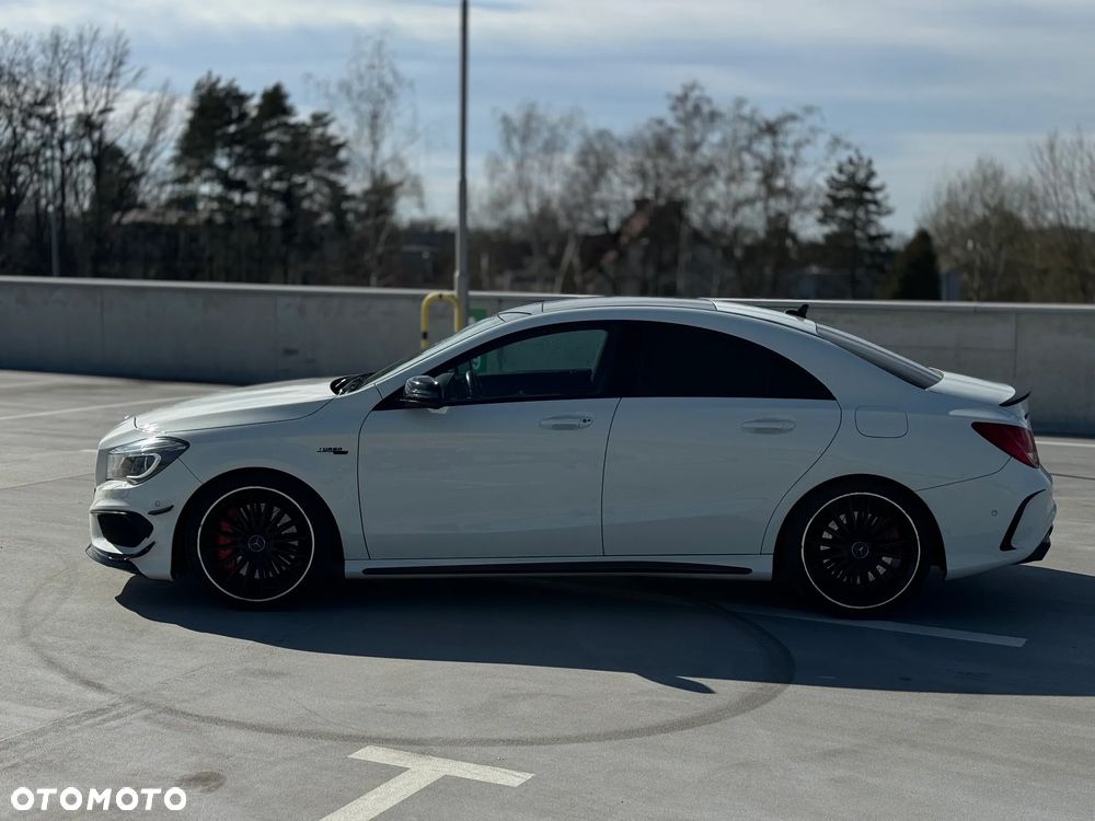 Mercedes-Benz CLA AMG 45 4Matic 7G-DCT - 5