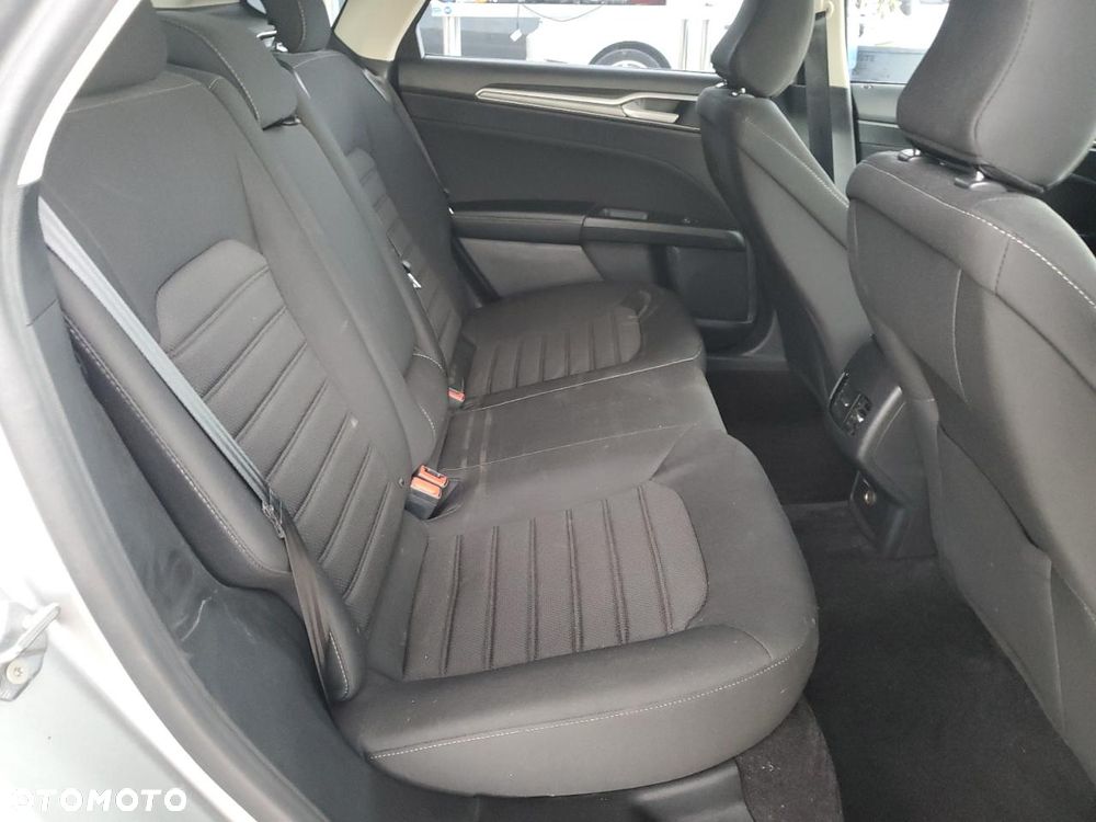 Ford Mondeo 2.0 Hybrid Trend - 9