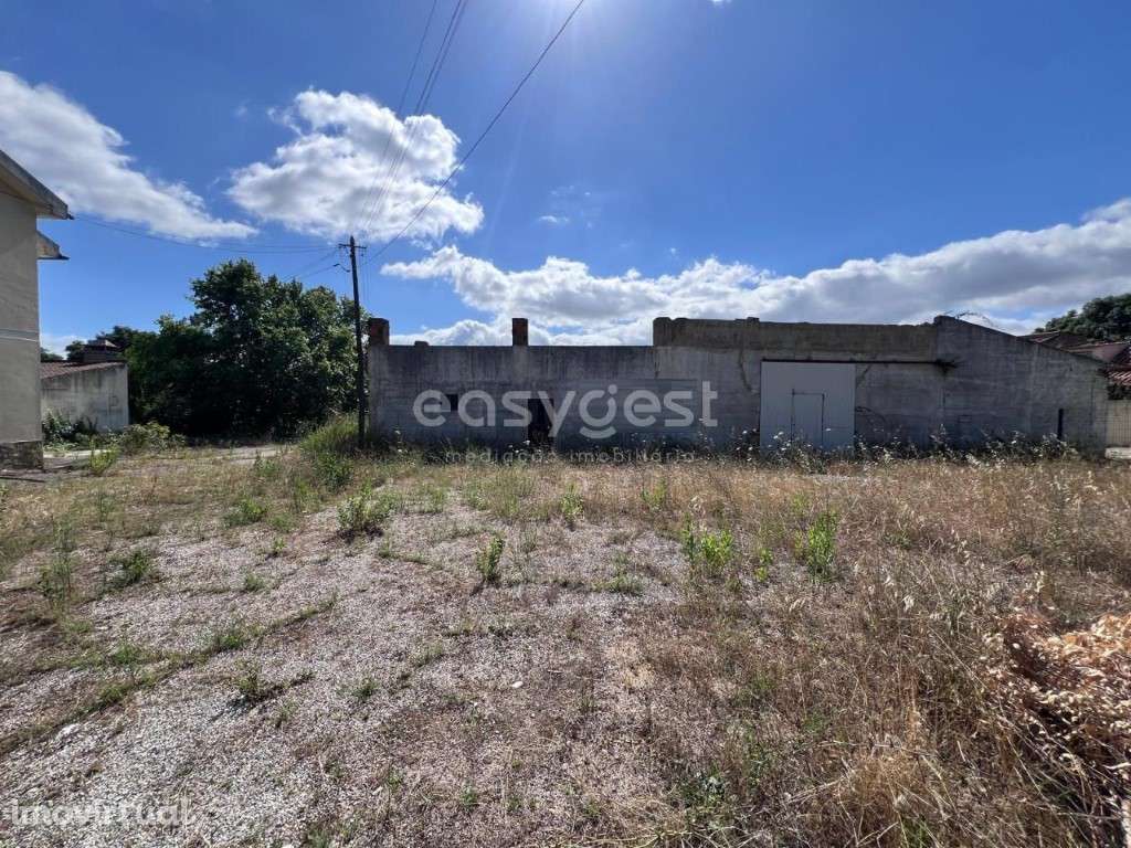 Terreno urbano industrial no Entroncamento com 1654m2 de área - Grande imagem: 5/15