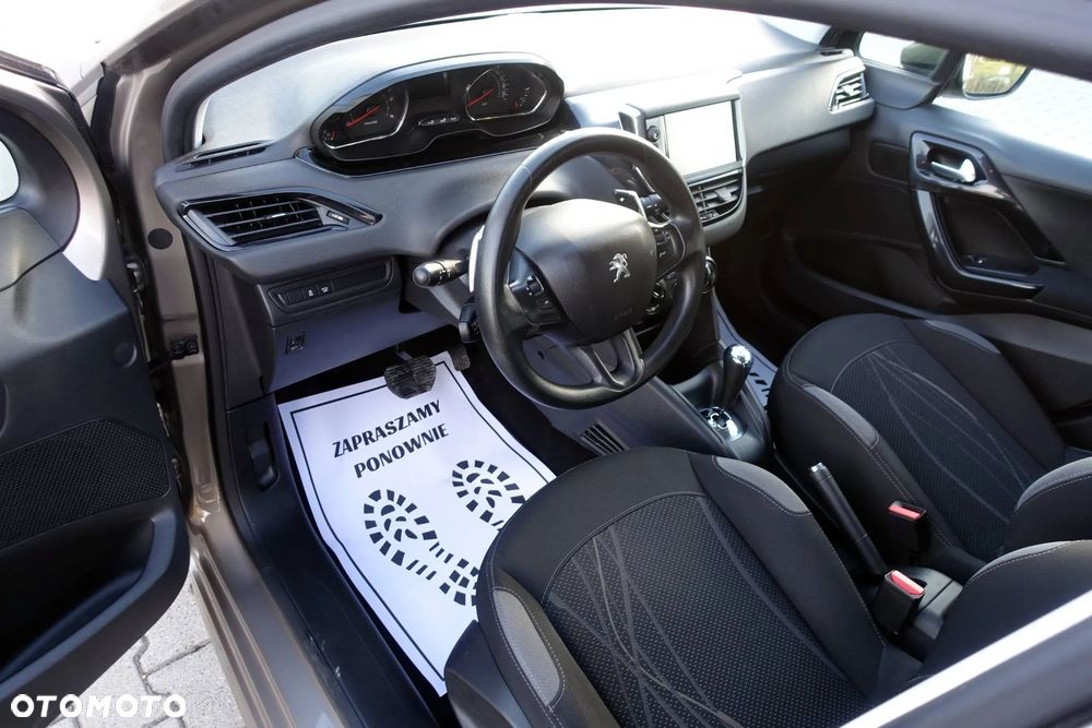 Peugeot 208 1.4 e-HDi Active STT - 11