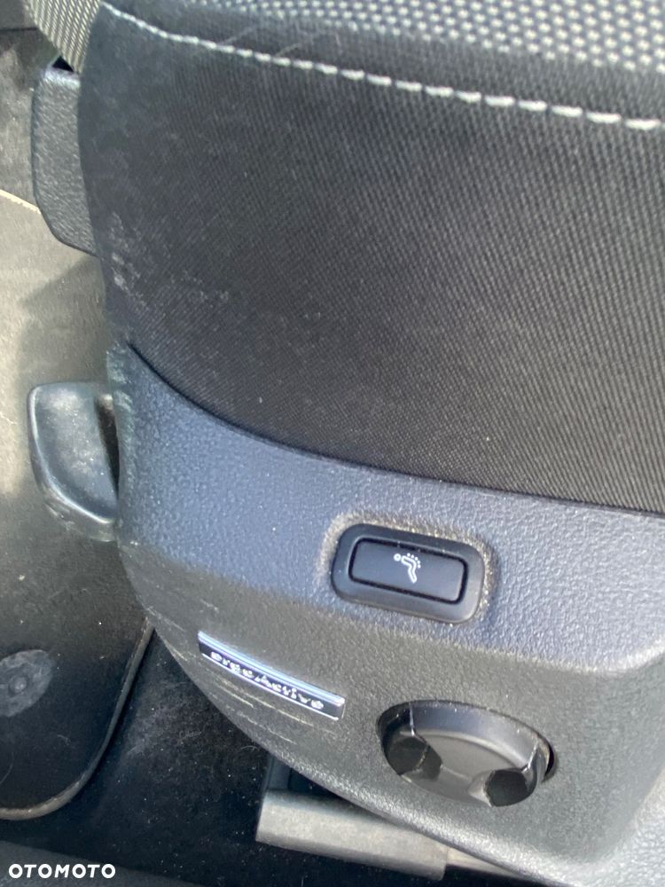 Volkswagen Golf 1.6 TDI (BlueMotion Technology) Comfortline - 7