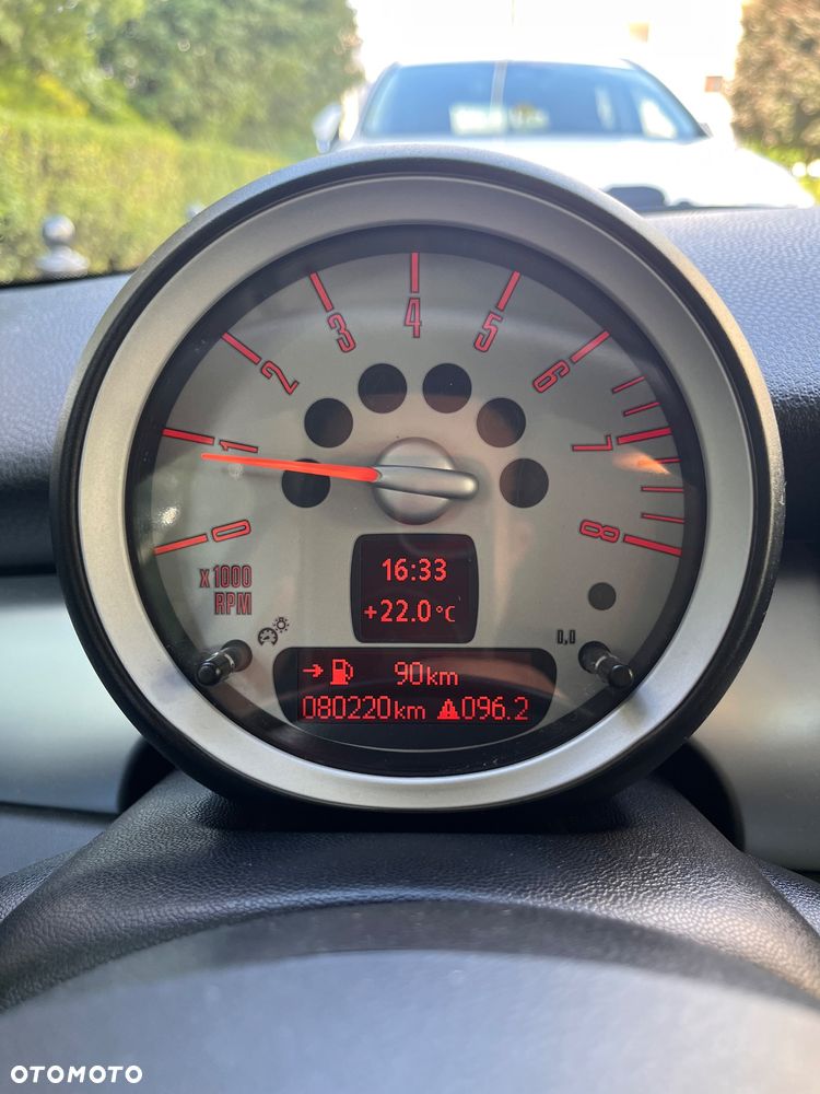 MINI ONE Standard - 10