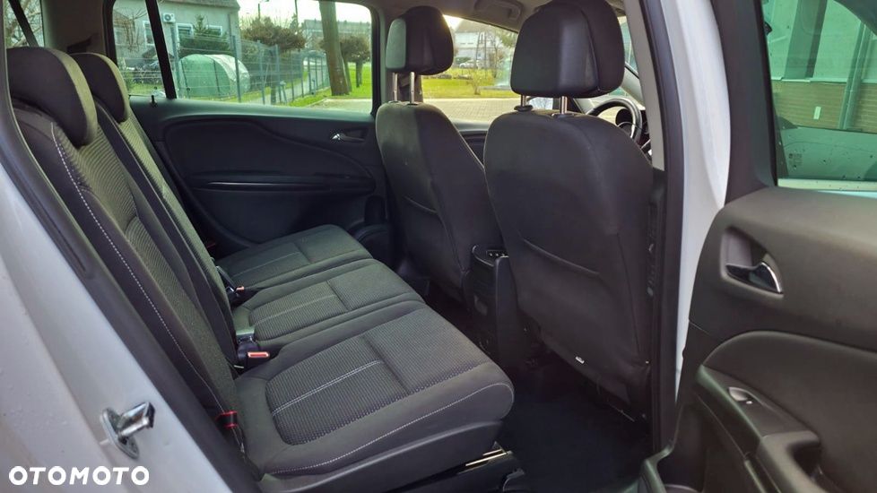 Opel Zafira Tourer 2.0 CDTI Innovation - 19
