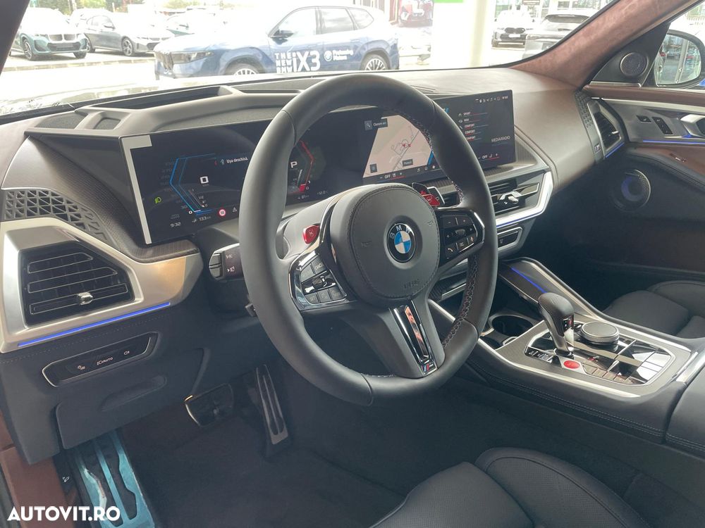 BMW XM - 10
