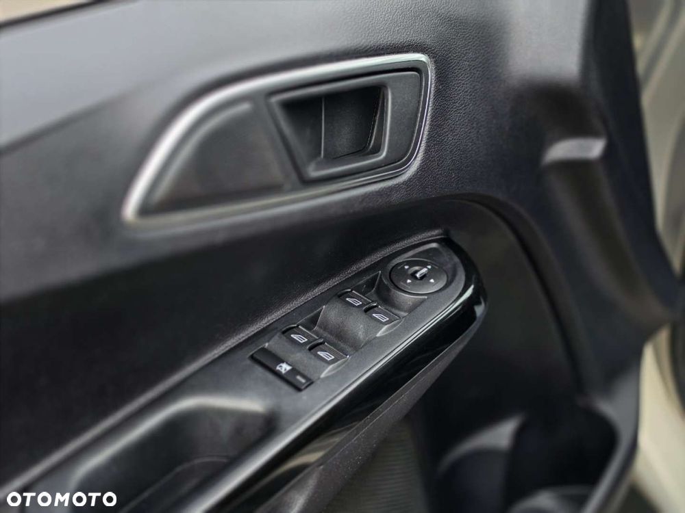 Ford B-MAX - 39