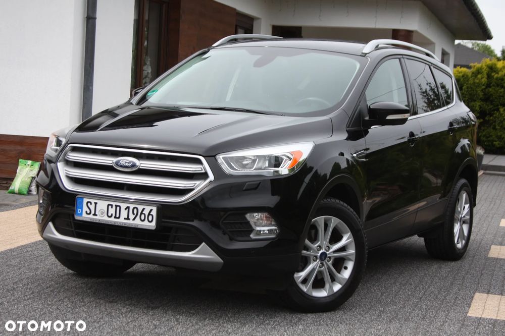 Ford Kuga 1.5 EcoBoost 2x4 Titanium - 28
