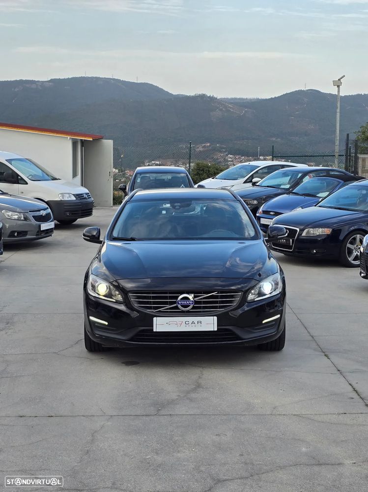 Volvo V60 2.0 D4 Momentum - 21