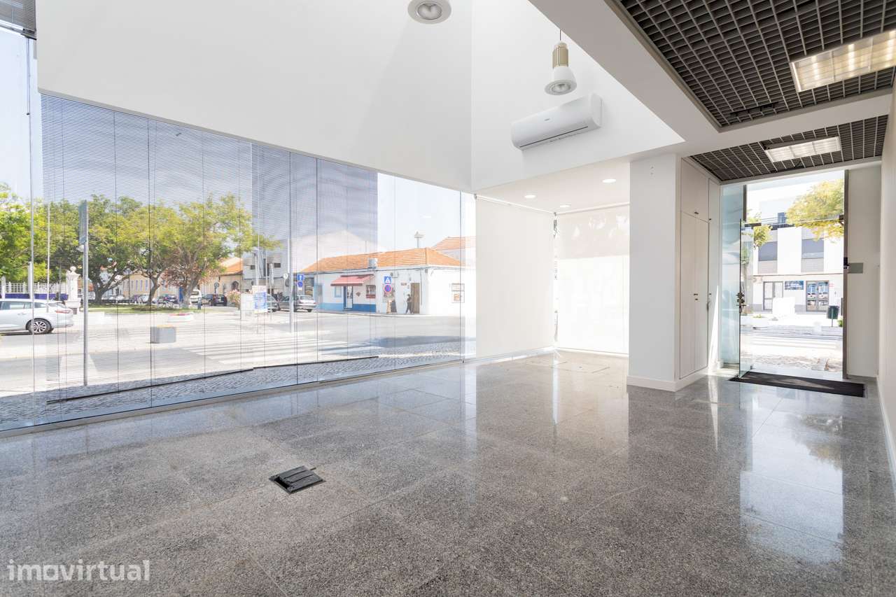 Espaço Comercial- Centro Histórico do Samouco - Grande imagem: 5/25