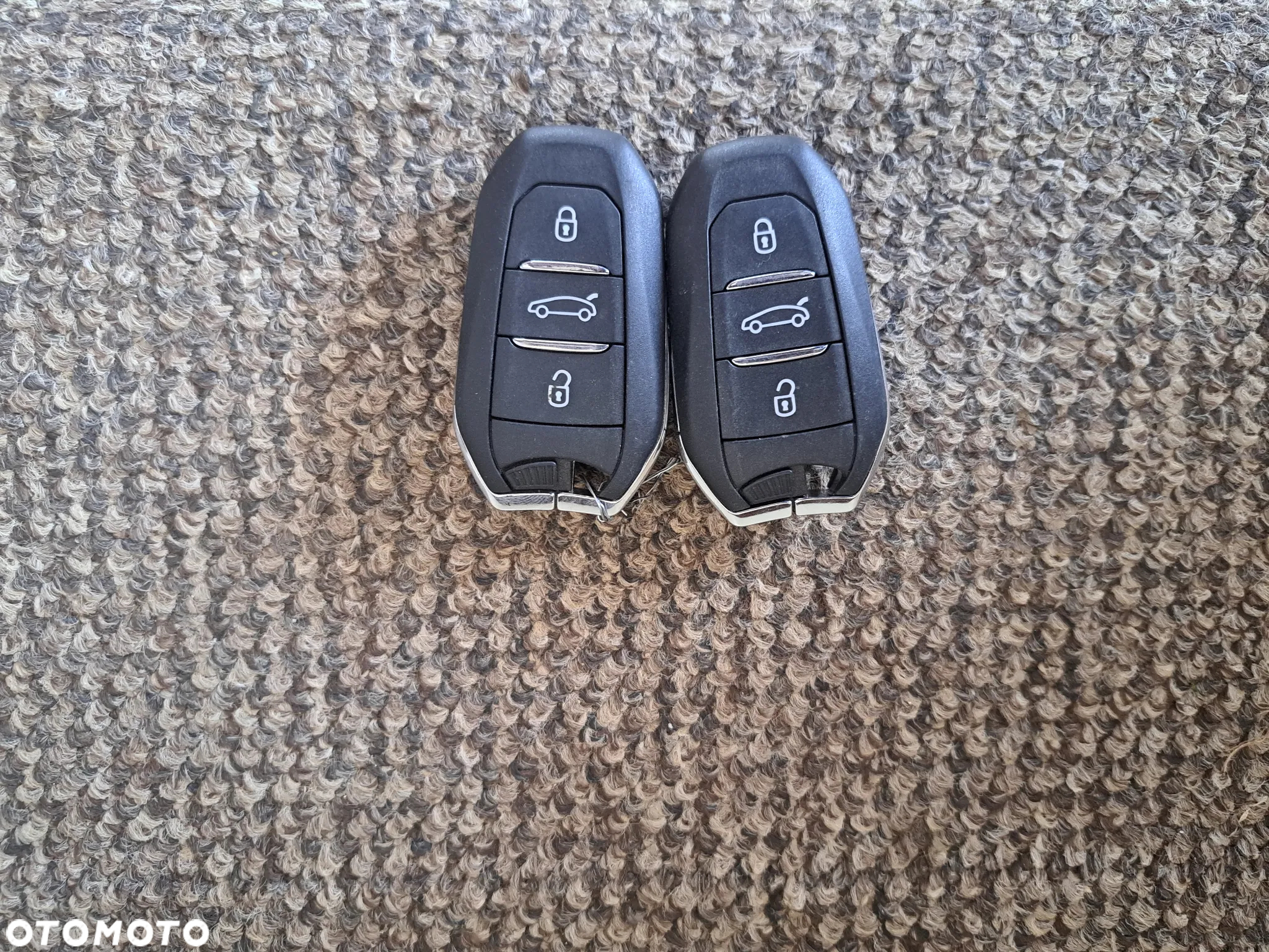 Peugeot 3008 Plug-In Hybrid4 300 e-EAT8 GT - 19