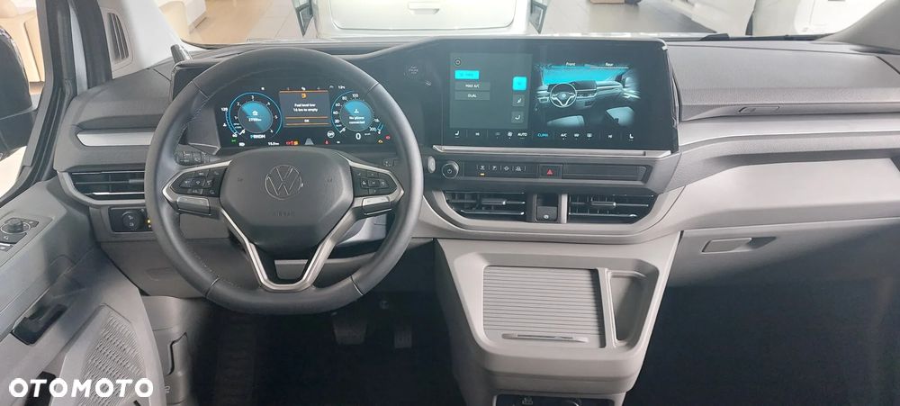 Volkswagen Caravelle - 10