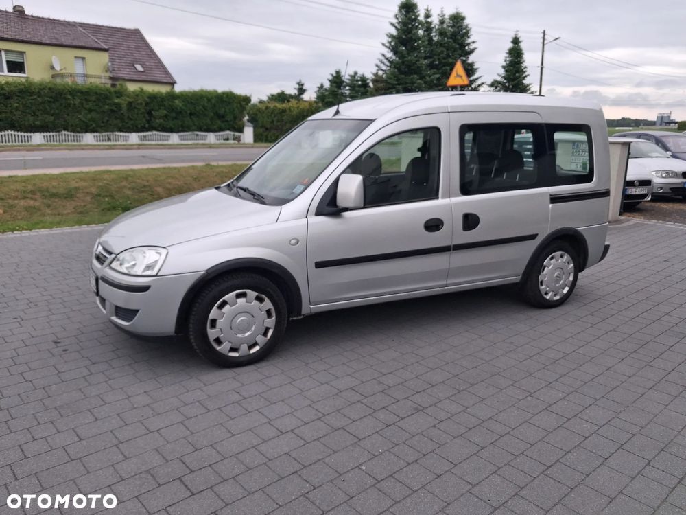 Opel Combo - 1