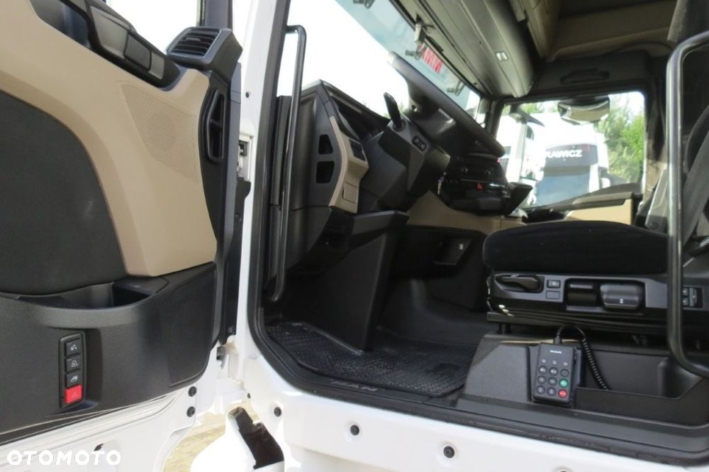MAN TGX TG3 18.470 GX MEGA RETARDER CYFROWE ZEGARY KLIMA POSTOJOWA ACC NAVI PO KONTRAKCIE SERWIS MAN - 7