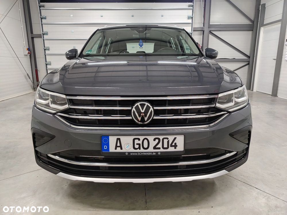 Volkswagen Tiguan 2.0 TDI SCR 4MotION DSG Elegance - 4