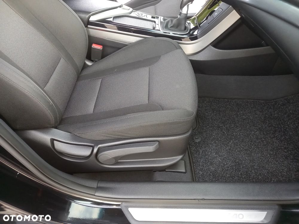 Hyundai i40 1.7 CRDi Comfort + - 20