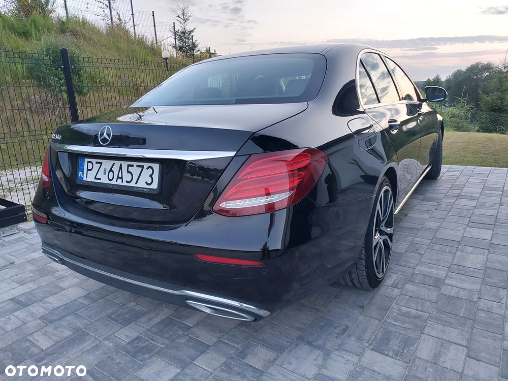 Mercedes-Benz Klasa E 220 d 9G-TRONIC - 5