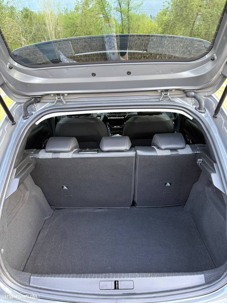 Peugeot e-208 Active - 18